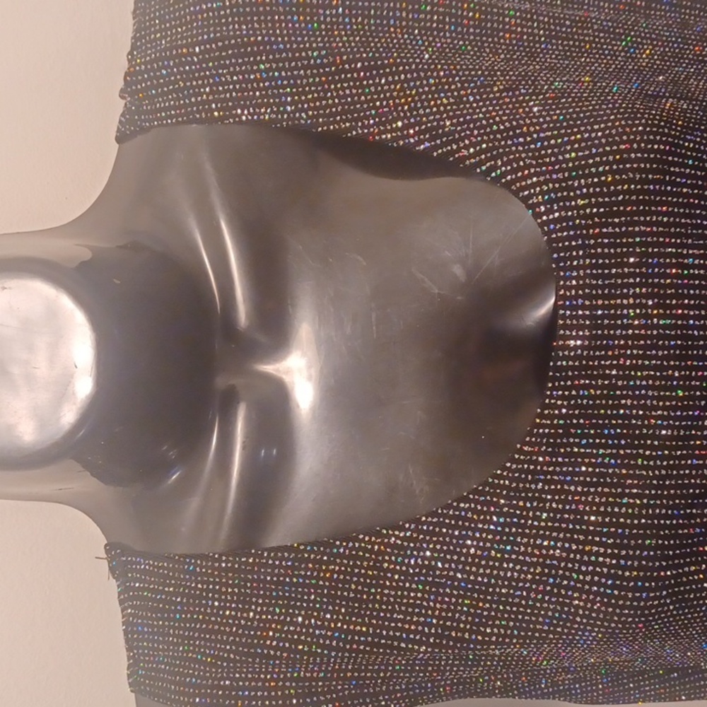 Romni Nicole Black and Silver Sparkle Top, Size Small - Picture 4 of 7